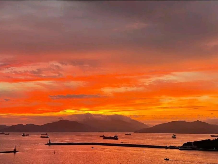 The Castle Ocean Suite Yeosu Ngoại thất bức ảnh